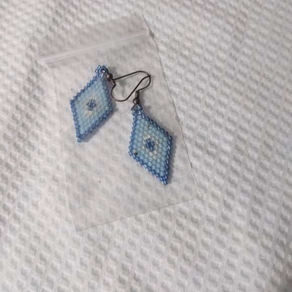 NEW Seed Bead Earrings Blue Diamond - Picture 4 of 6